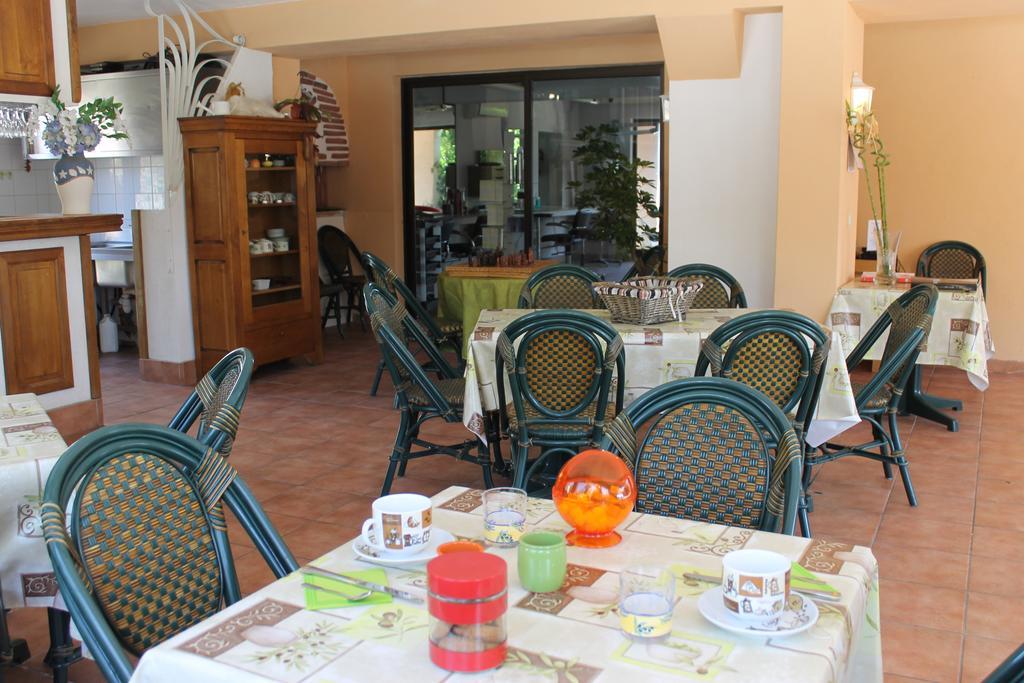 Chambres D'Hotes Le Clos Des Oliviers Sorbo-Ocagnano Exterior photo